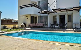 Ilios Villa